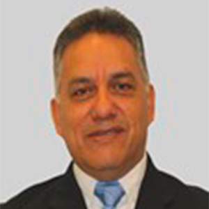 Dr. Carlos Solís Rojas
