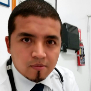 Dr. Héctor Leonel Gracia